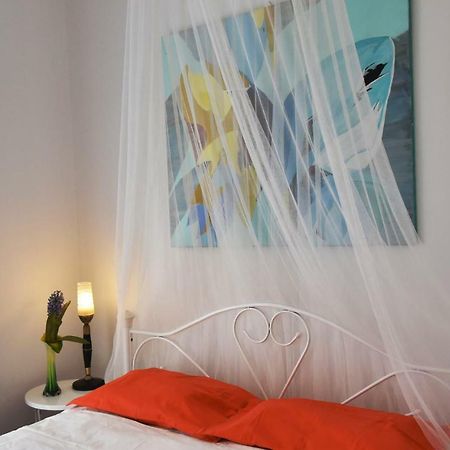 Artist'S Lovely Nest Under The Shadow Of The Parthenon Apartment Athens Luaran gambar