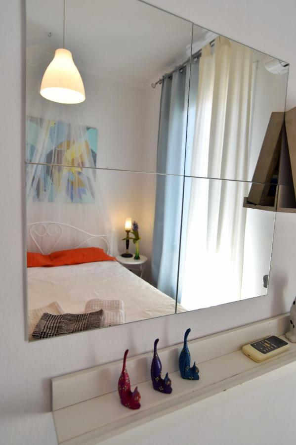 Artist'S Lovely Nest Under The Shadow Of The Parthenon Apartment Athens Luaran gambar